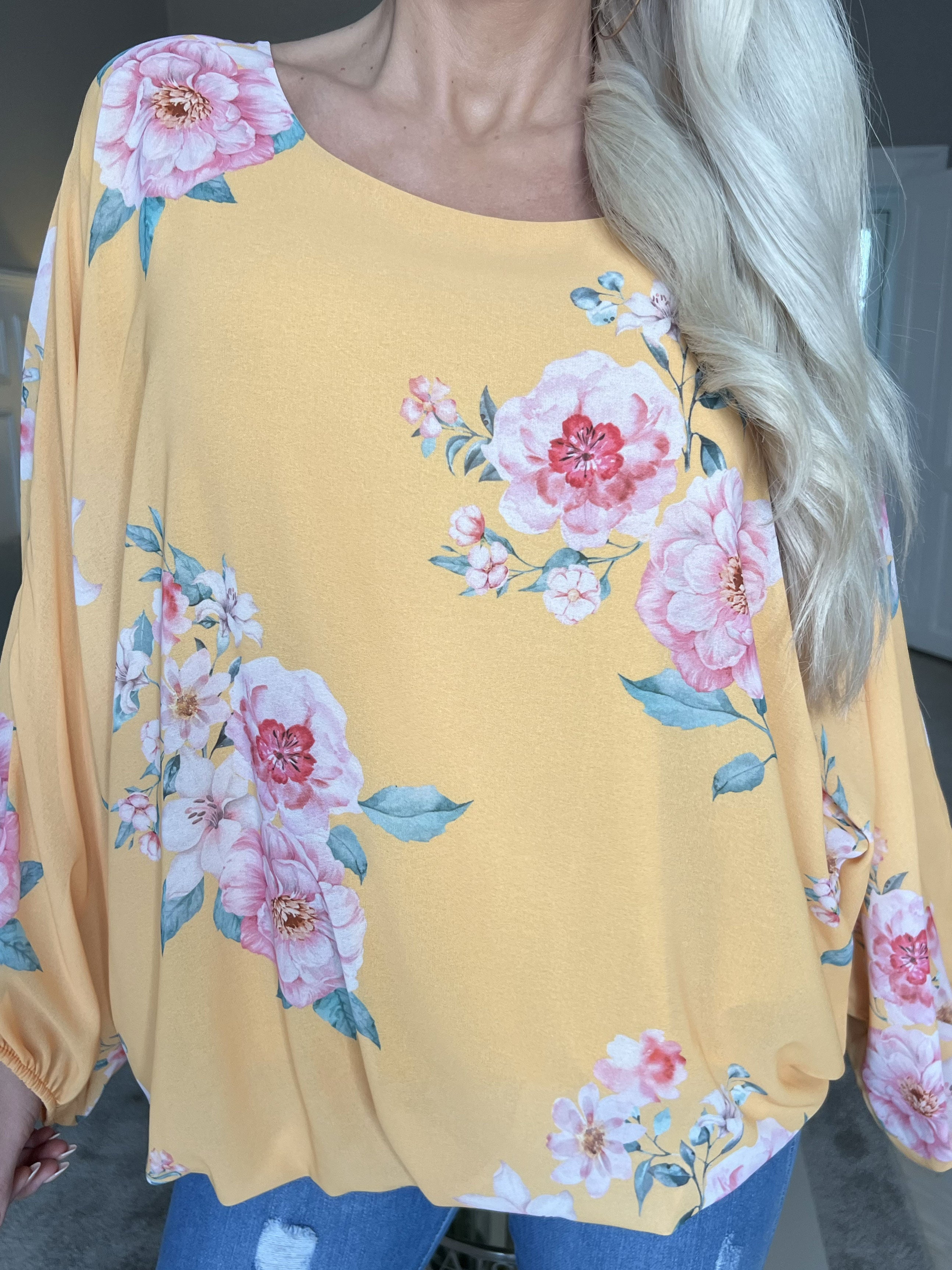 Destiny Rose - Blus i chiffong med bondrosor